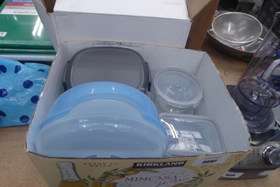 Lot 3097 - Box of food storage containers, plus a...