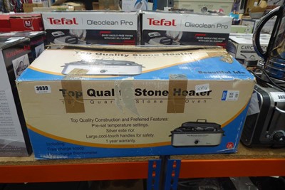Lot 3039 - Top Quality stone heater oven