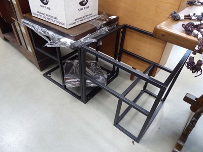 Lot 5183 - 2 metal and wooden lamp table parts