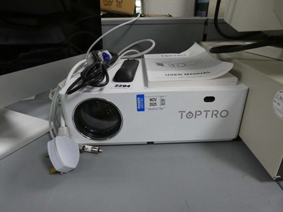Lot 2294 - Toptro TR81 projector with manual and remote