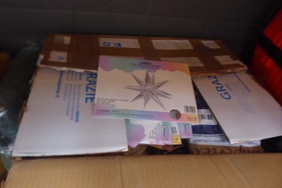 Lot 3241 - Box of foil balloon sets