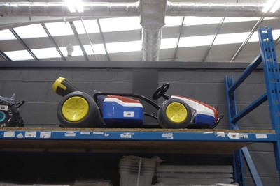 Lot 3273 - Mario ride on electric cart