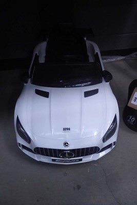 Lot 3299 - Ride on Mercedes electric car