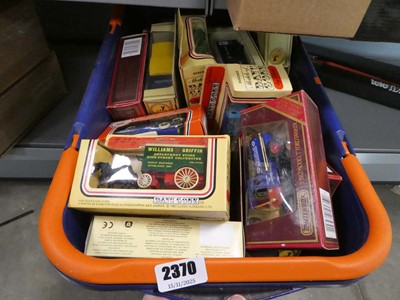 Lot 2370 - Box containing diecast cars