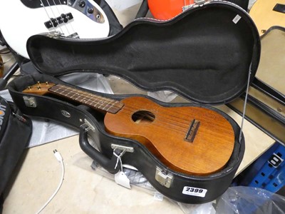 Lot 2399 - Ukelele in case