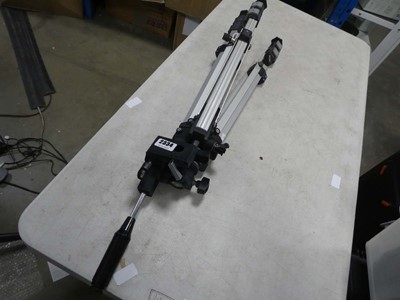 Lot 2334 - Camera tripod