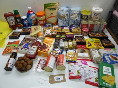 Lot 3540 - Porridge oats, chopped tomatoes, pasta,...