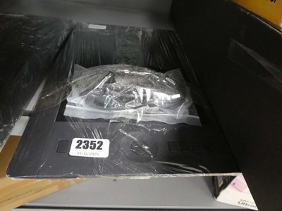 Lot 2352 - Wacom Intuos Pro Pen Tablet