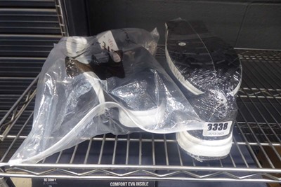 Lot 3338 - Two pairs of Git-up shoes