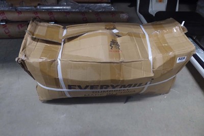 Lot 3329 - Dumbbell set in box