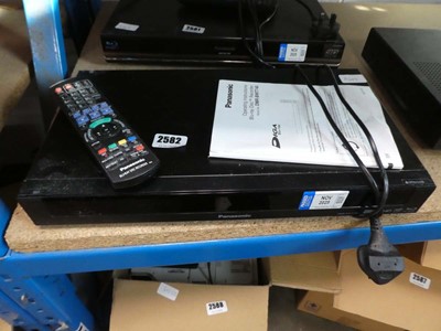 Lot 2582 - Panasonic DMRBWT740 blu-ray player with remote