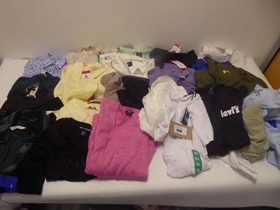 Lot 3458 - x20 mixed clothing items to include Levi's etc