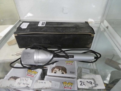 Lot 2634 - 2 microphones