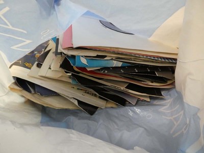 Lot 2650 - Various vinyl singles