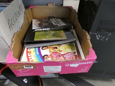 Lot 2669 - Box of books