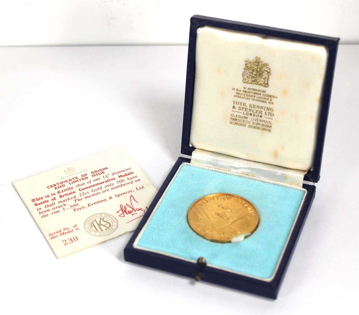 Lot 874 - A Toye, Kenning & Spencer Ltd. 22ct yellow...