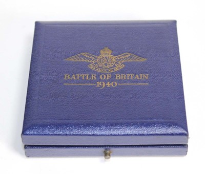 Lot 874 - A Toye, Kenning & Spencer Ltd. 22ct yellow...