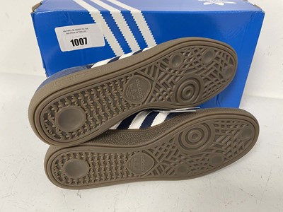 Lot 1007 - Adidas handball spezial trainers in white size...