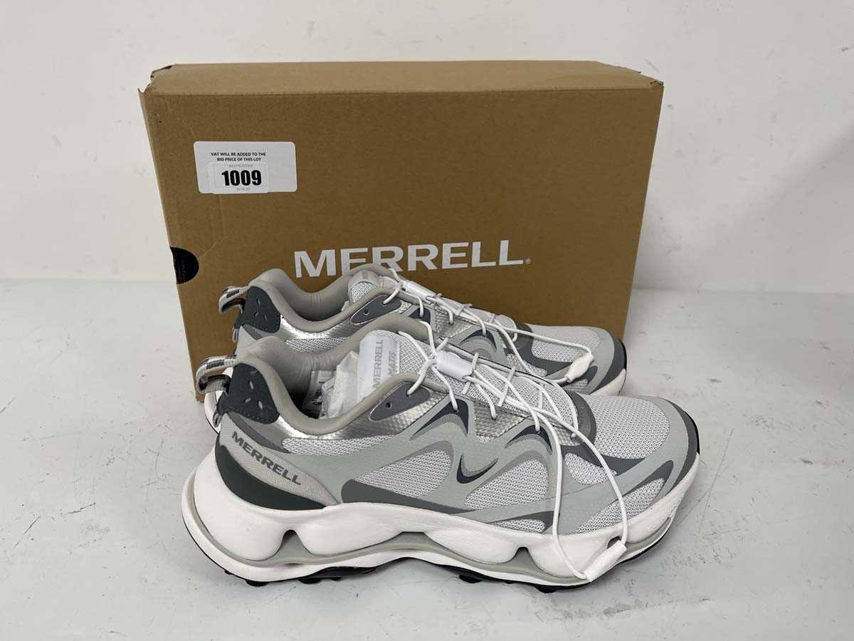 Lot 1009 - Merrell speedarc matis trainers in white size...