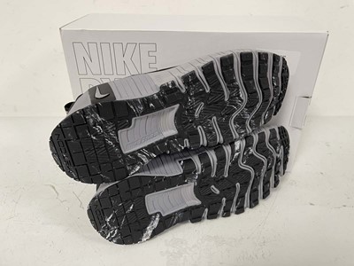 Lot 1011 - Nike by Ellie trainers size UK9 - boxed