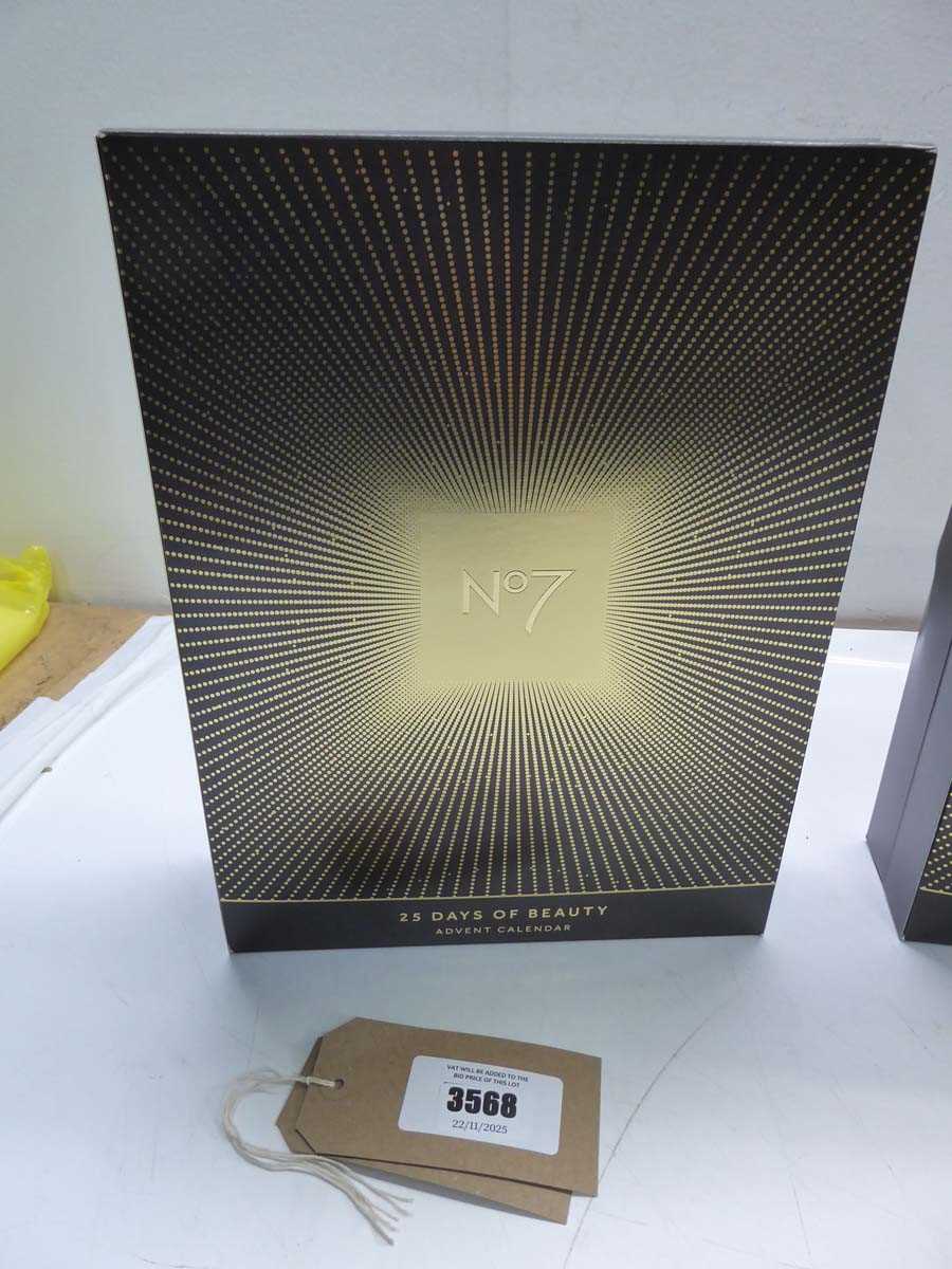 Lot 3568 - No. 7 25 days of beauty 2025 advent calendar