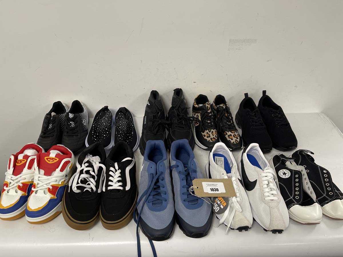 Lot 1030 - 10x Pairs of trainers in various styles to...