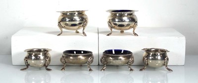 Lot 343 - A pair of Edwardian silver salts, each with...