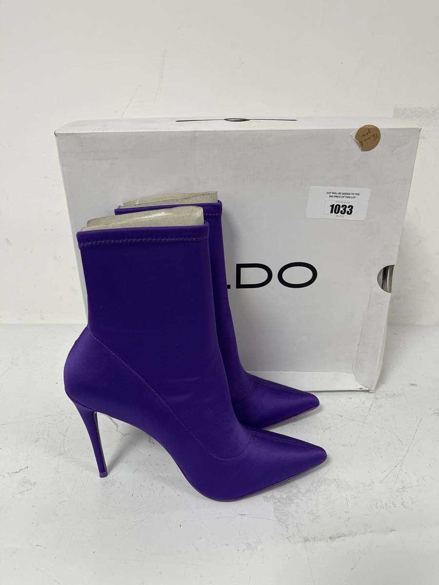 Lot 1033 - Aldo cirelle boots in purple size UK6 - boxed