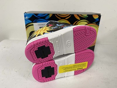 Lot 1035 - Heelys kolect prints wheeled shoes in black...