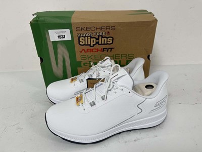 Lot Sketchers Go Golf elite 6 trainers in white...