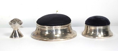 Lot 351 - A silver pin cushion/weight of waisted form,...