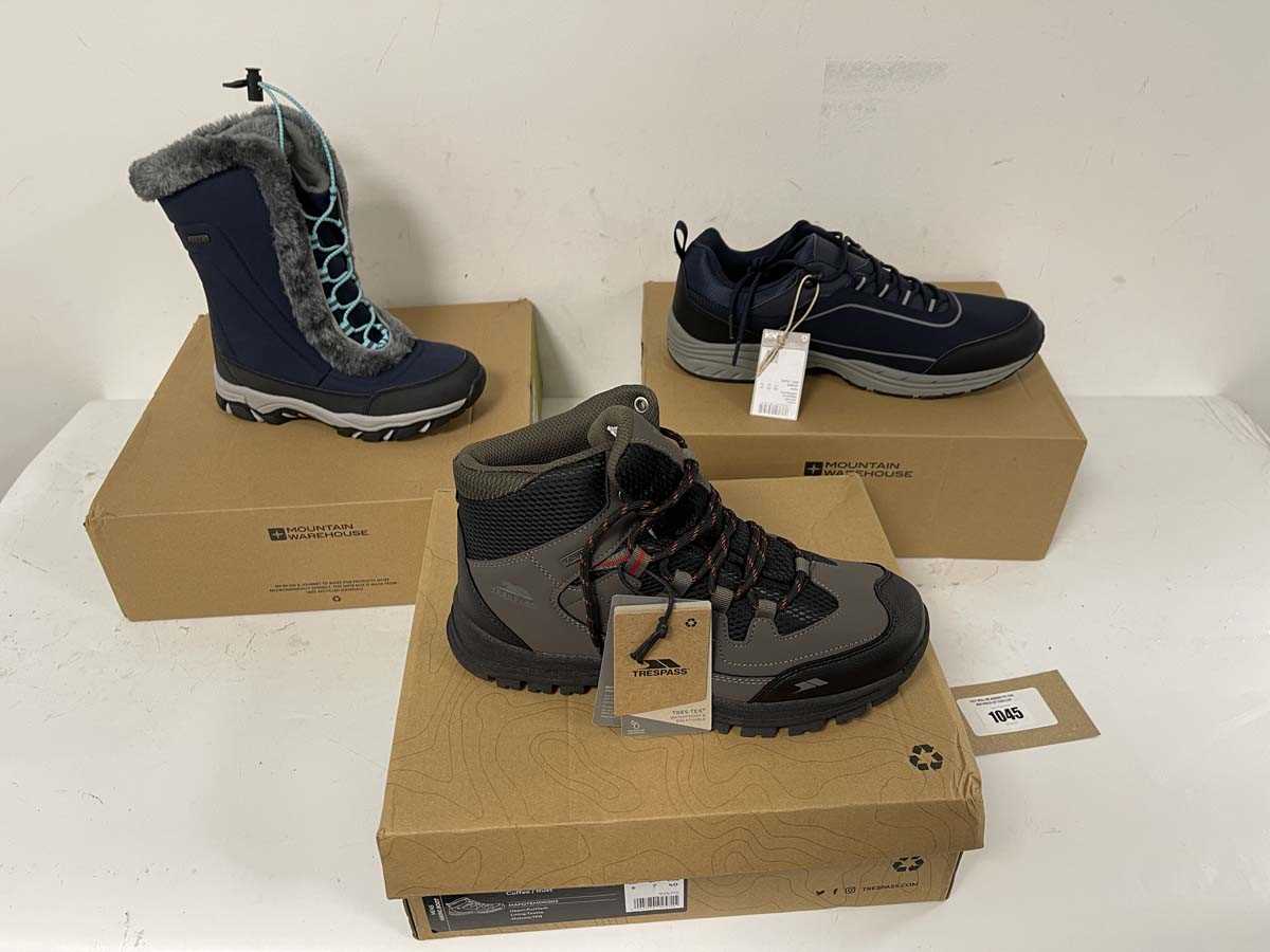 Lot 1045 - 3x Boxed pairs of boots / walking shoes to...