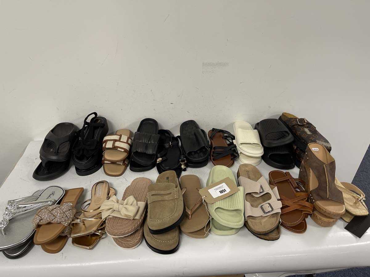 Lot 1051 - 21x Pairs of sandals in various styles to...