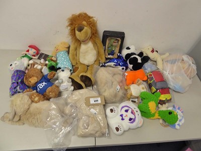 Lot 3722 - An assortment of children's soft toys