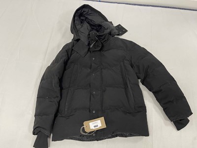 Lot Canada Goose coat in black size medium - signs...