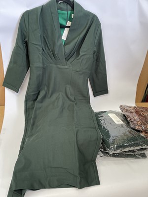 Lot 7x Zoe Vine Stella dresses in green and 3x...