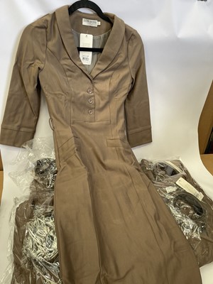 Lot 7x Zoe Vine Verity dresses in brown, various...