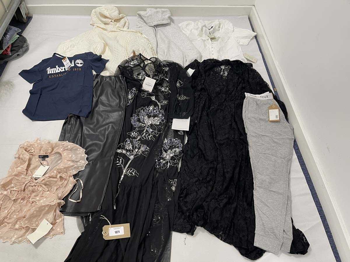 Lot Selection of clothing to include Maya Deluxe,...