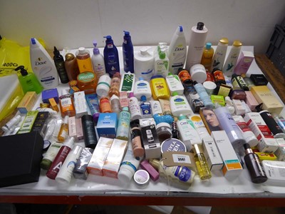 Lot 3597 - Large bag of assorted toiletries