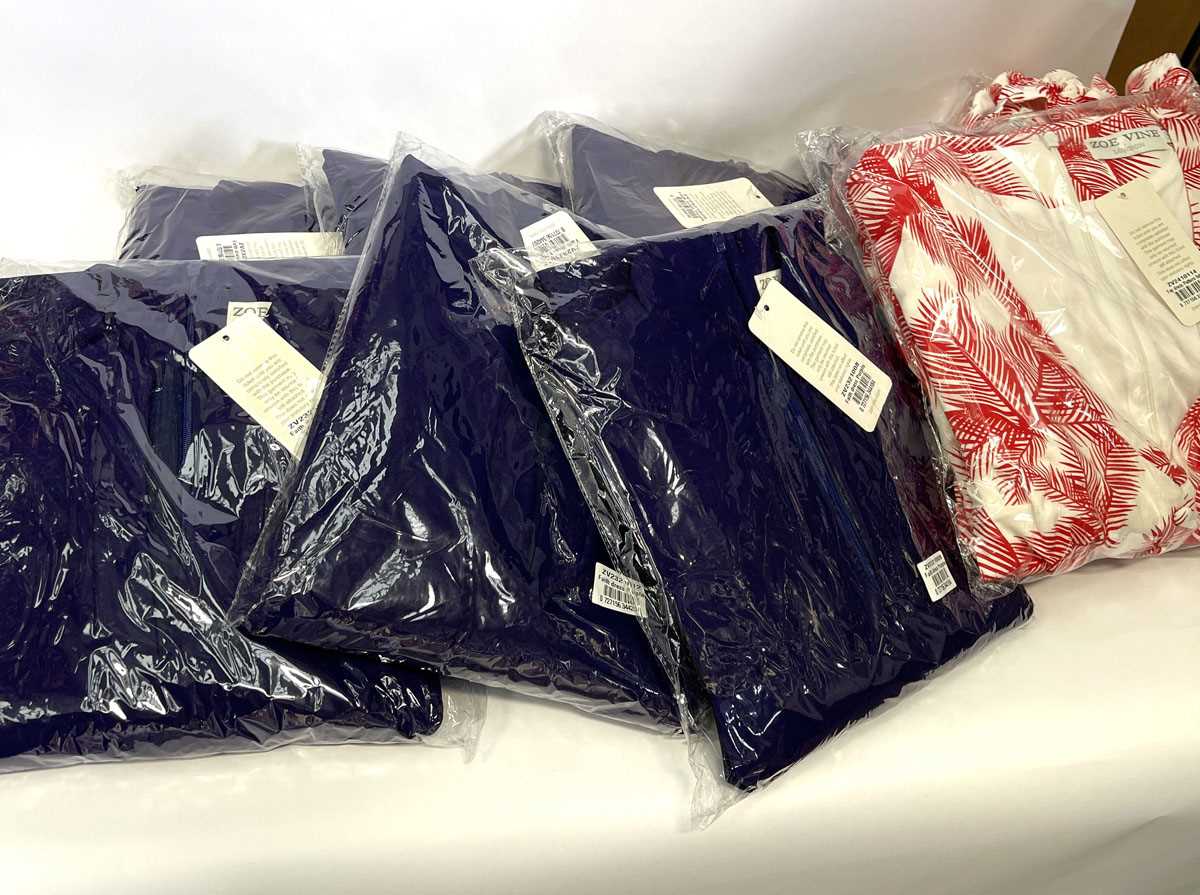 Lot 7x Zoe Vine Holly dresses in brown check and...