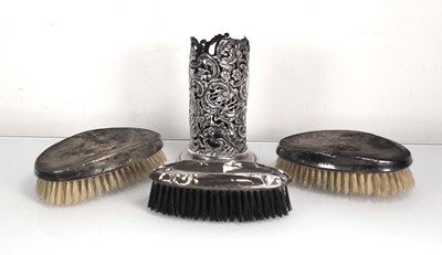 Lot 371 - An early 20th century stamped silver sleeve of...