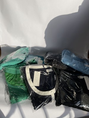 Lot 10x Zoe Vine dresses in various styles,...