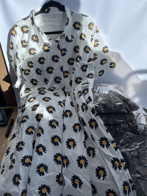 Lot 7x Zoe Vine Mabel dresses in green check and...