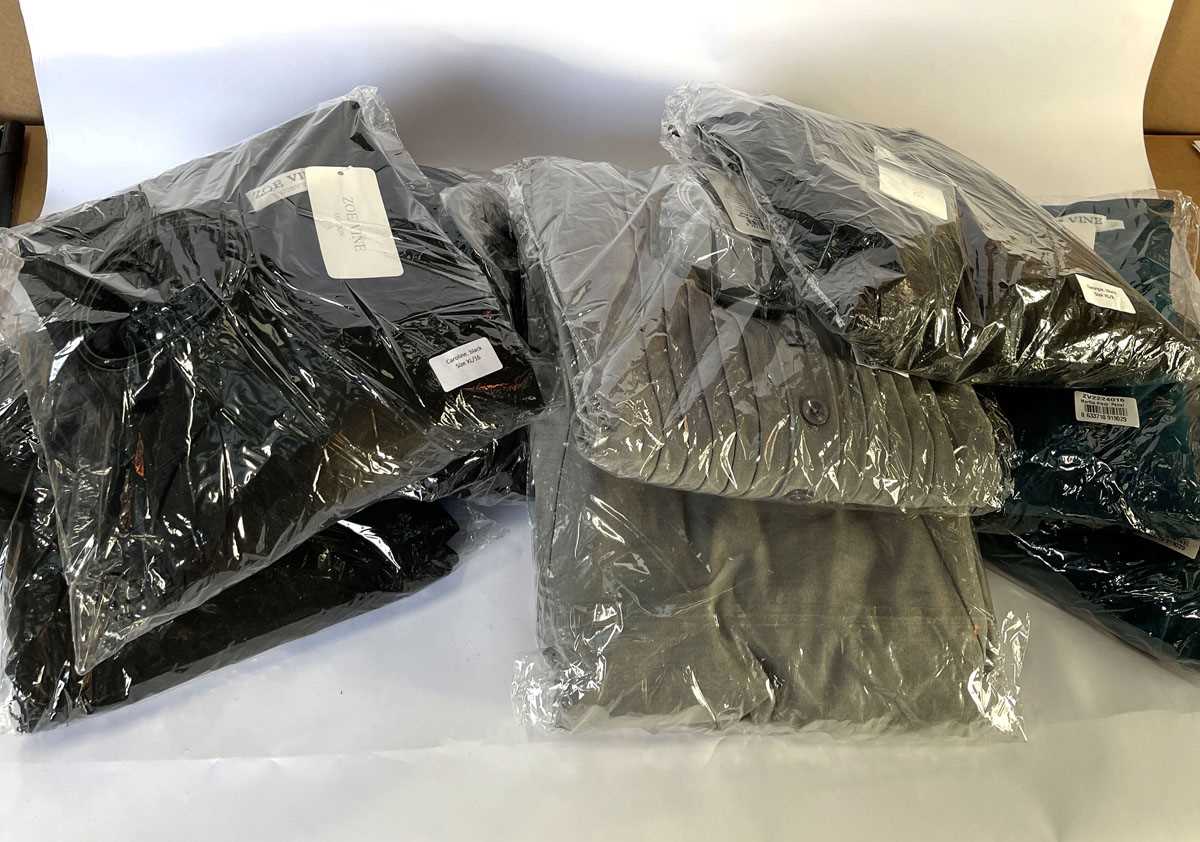 Lot 8x Zoe Vine Mae dresses in red, various sizes