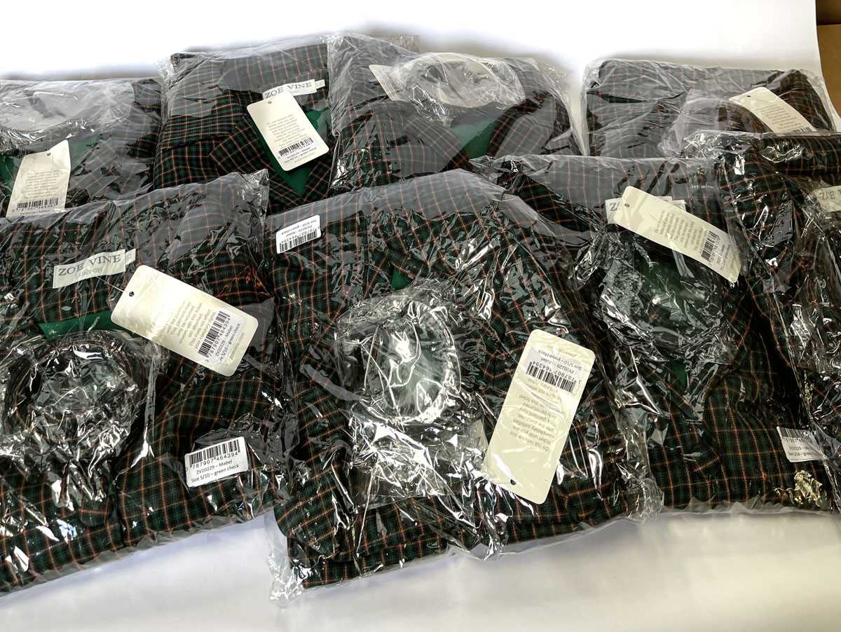 Lot 10x Zoe Vine dresses in various styles,...