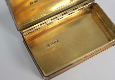 Lot 376 - A Victorian silver gilt snuff box of cushioned...