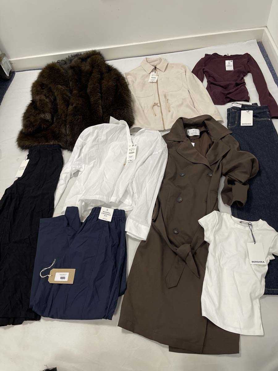 Lot 1085 - Selection of Zara & Sister Companies clothing
