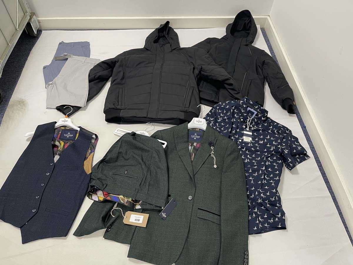 Lot 1090 - Selection of clothing to include Englebert...