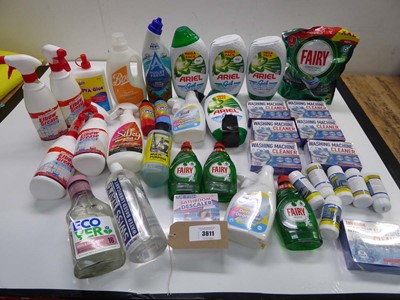 Lot 3611 - Laundry detergent, fabric conditioner, washing...