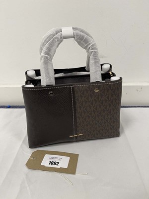 Lot Michael Kors flora handbag in brown